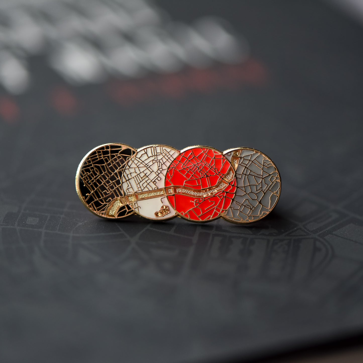 Londons soft enamel pin